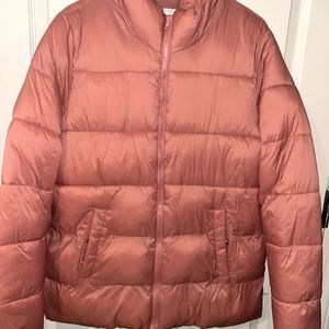 Old Navy Puffer Fleece inside.Size Large. Color Pink.